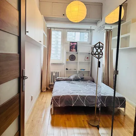 Bright Lofty Loc With Parking Apartamento